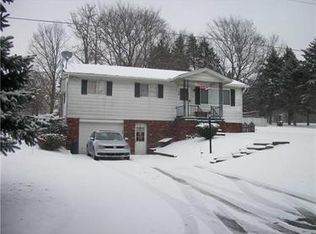 216 Garber Rd, Washington, PA 15301