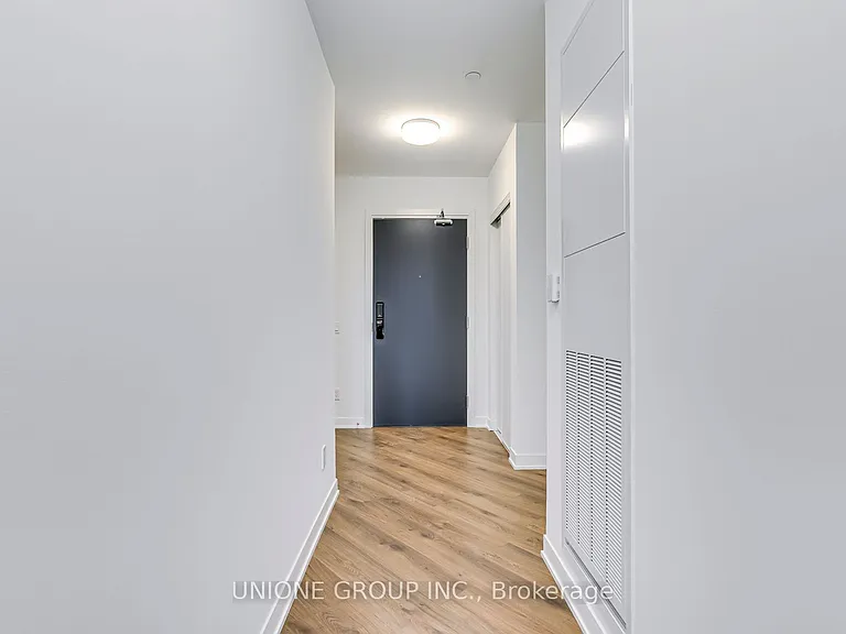405 Dundas St W #336 — Photo 4