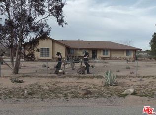 16026 Ocotilla Rd, Apple Valley, CA 92307