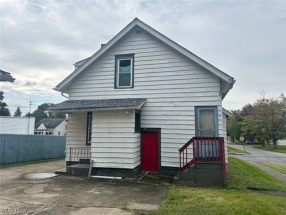 4th image of 904 E Florida Ave