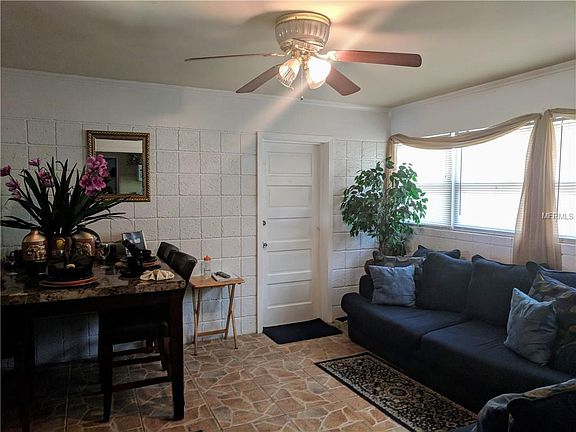 4th image of 4505 1st Ave S