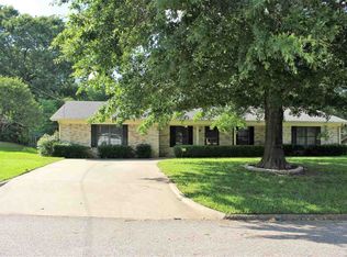 1313 Eva Dr, Longview, TX 75605