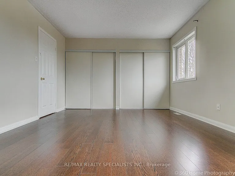 97 Piperbrook Cres — Photo 13