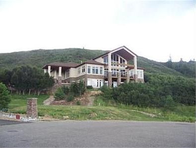 2nd image of 1478 Cactus Rose Cir
