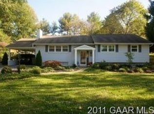 1342 Hollins Rd, Waynesboro, VA 22980