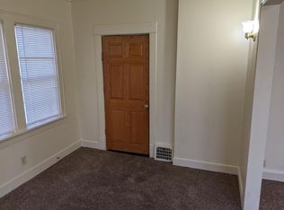 2461-2463 N 8th St, Milwaukee, WI 53206