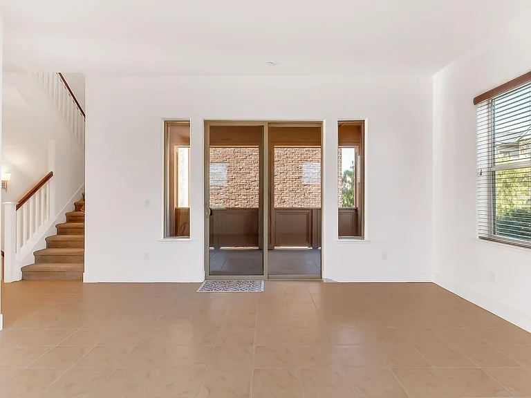 1433 Freeman Ln — Photo 13