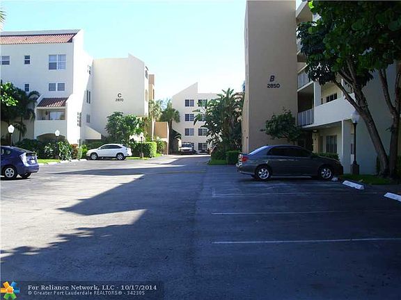 3rd image of 2870 NE 14th St #205C