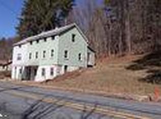 343 Rock Rd, Pine Grove, PA 17963