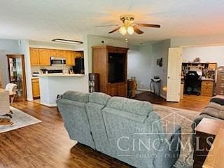 4th image of 5647 Baywatch Way APT 201