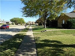 Neighborhood view 2