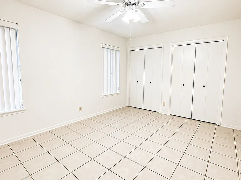 2806 Greystone Dr — Photo 6