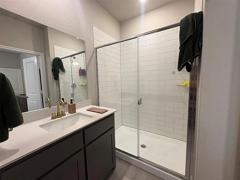 3222 Hampton Dr — Photo 12