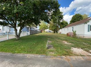 2232 McKinley Ave, Saint Albans, WV 25177