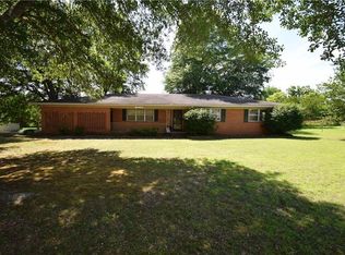 223 Alma Ave, Mulberry, AR 72947