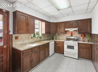 2015 W 12th St, Brooklyn, NY 11223