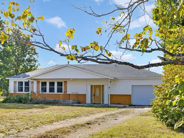 5825 Lawrence 1140, Miller, MO 65707
