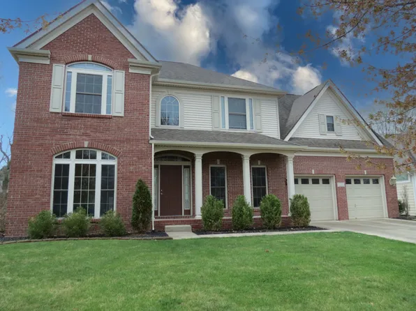 2349 Wyndham Pl S, Columbus, IN 47203
