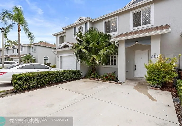 1186 SW 44th Ave — Photo 68