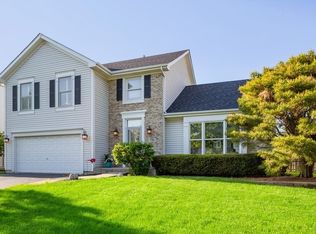 776 Wheatland Ln, Bolingbrook, IL 60490