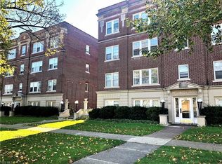 11851 Lake Ave, Lakewood, OH 44107