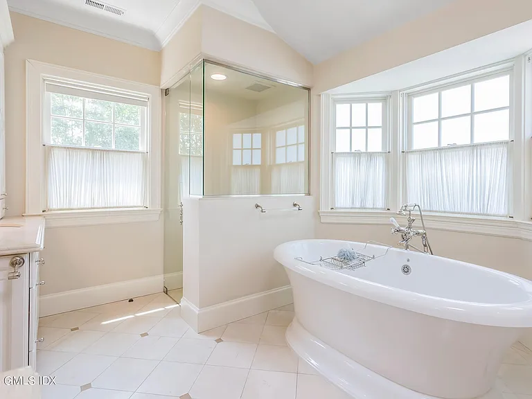 140 Havemeyer Pl — Photo 22