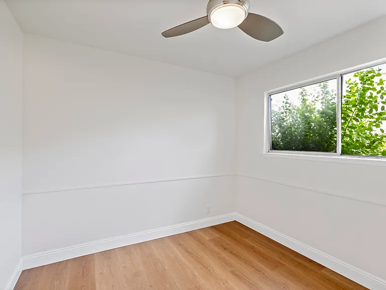 2622 Tartan Dr — Photo 11