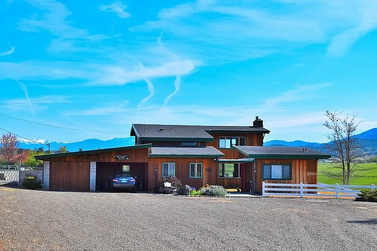 3626 E Highway 3 photo 1