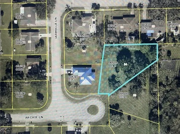 4861 Archie Ln, Fort Myers, FL 33905