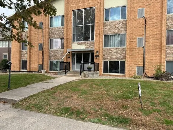 407 W Main St, Marshalltown, IA