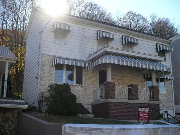 20 W Savory St, Pottsville, PA 17901