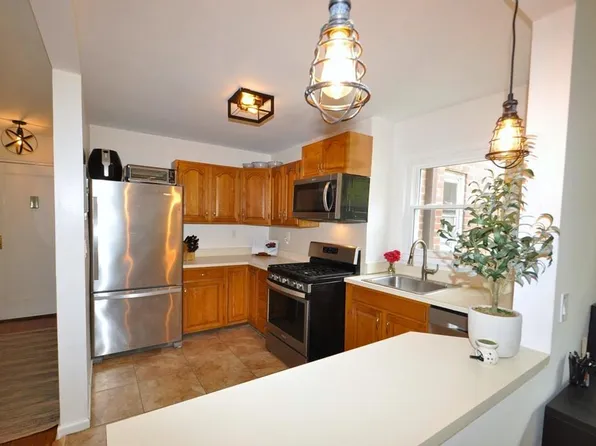 330 S Broadway #G6, Tarrytown, NY 10591
