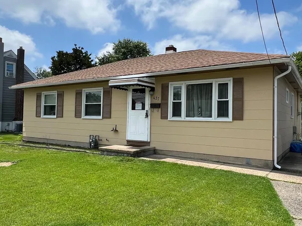 437 E Mill Rd, Maple Shade, NJ 08052