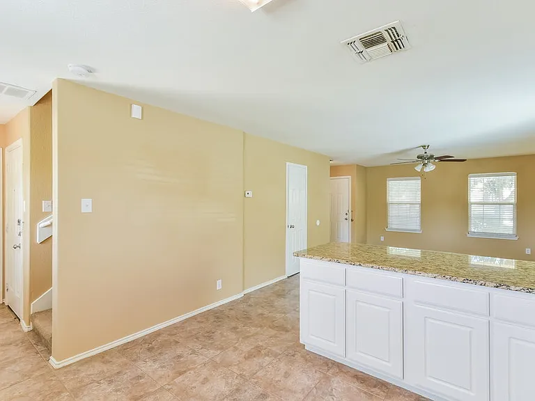 5523 Red Cyn — Photo 8