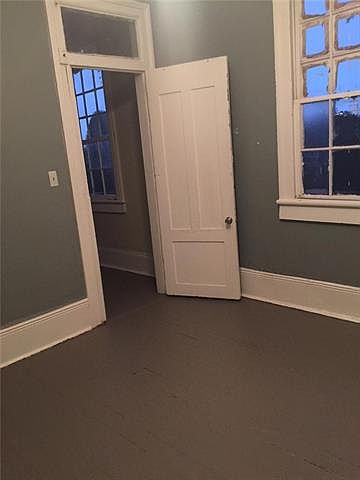 2nd image of 2842 Baronne St