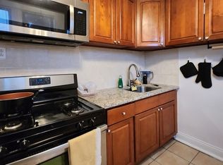 1356 W Devon Ave #3E, Chicago, IL 60660