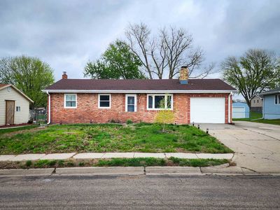 103 Linnwood Ln, Norfolk, NE, 68701