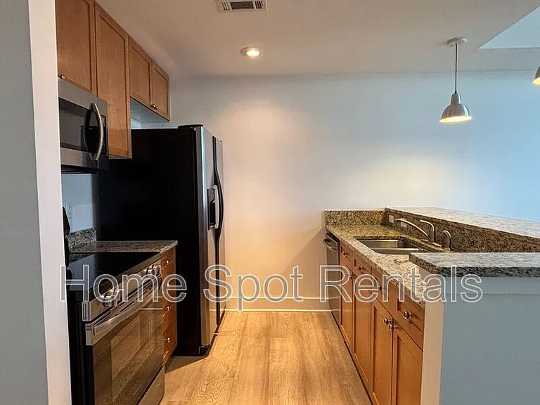 925 Garrett St SE #318 — Photo 24