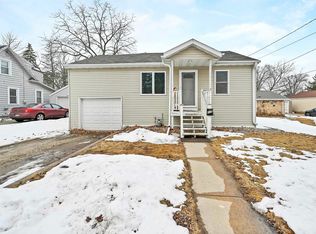 308 Oak Grove Ave, Green Bay, WI 54302