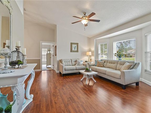 5th image of 2385 Sweetwater Blvd