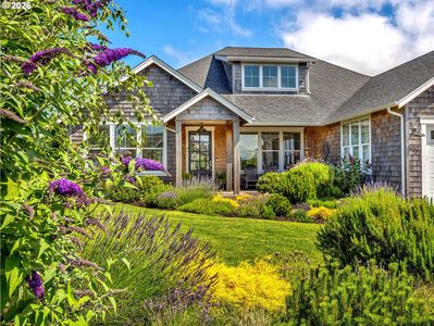 452 Diamond Ln, Gearhart, OR, 97138