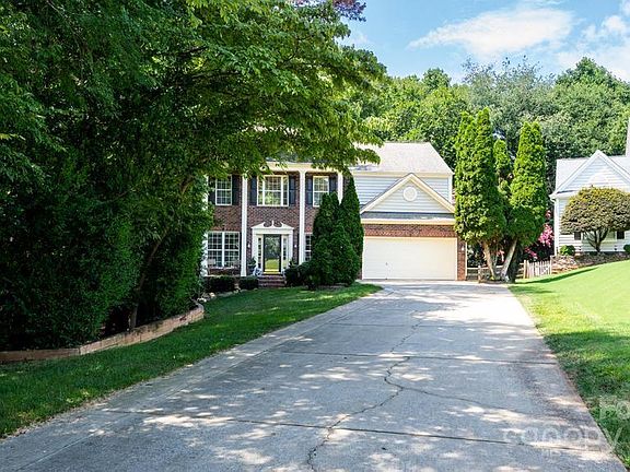 3rd image of 8412 Bridgestone Dr