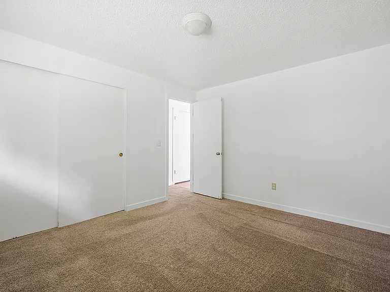 9411 147th St E — Photo 10