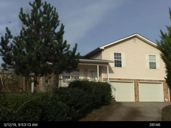 1155 Danielle Dr, Dalton, GA 30721