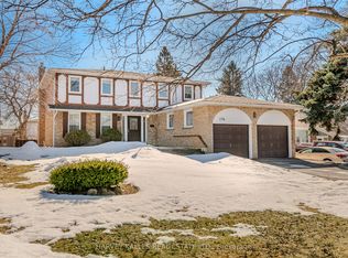 274 McGill St, Mississauga, ON L5A 1V4