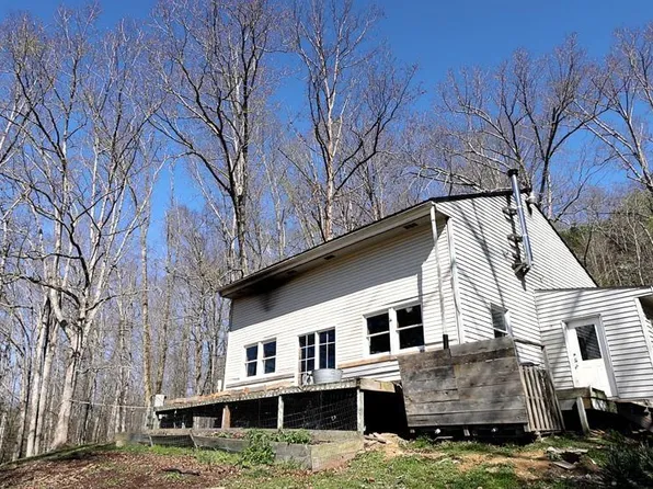 1702 E Flats Rd, New Haven, KY 40051