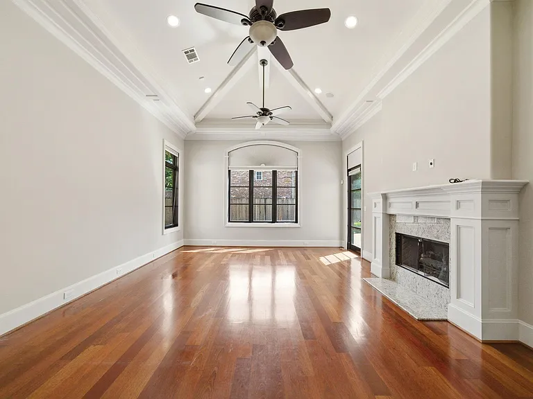 5339 Tilbury Dr — Photo 20