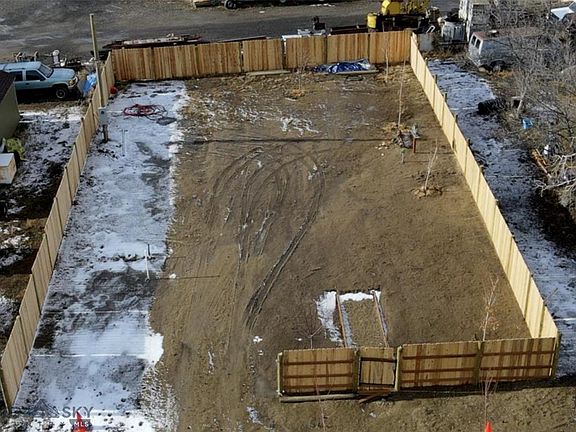 4th image of S Alabama St