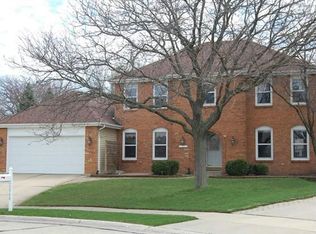 1758 Penn Ct, Naperville, IL 60565