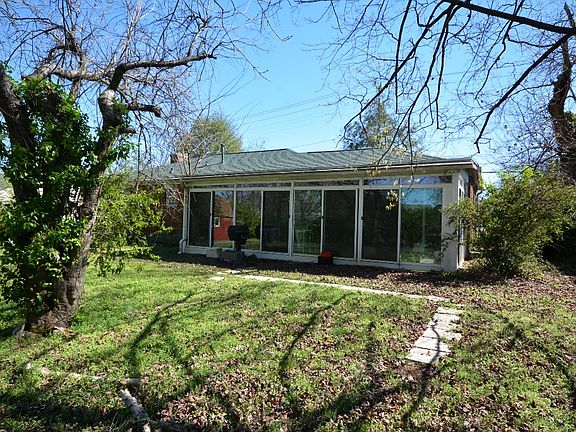 Awesome Sunroom on the Back